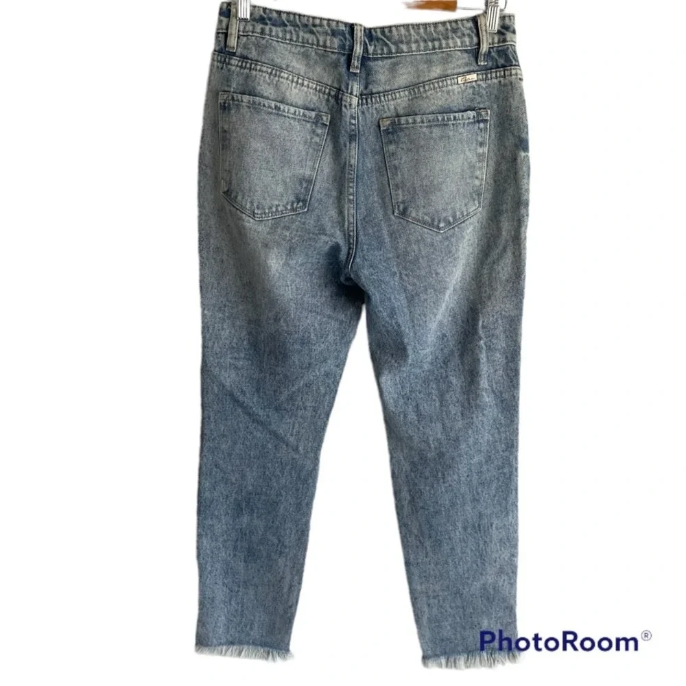 KANCAN Medium Wash Amy High Rise Mom Fit Distressed Punk Rock Ladies Jeans, 9/28